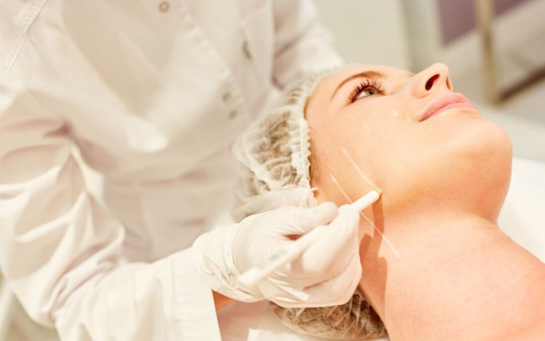 Come prendersi cura della tua pelle dopo un intervento di chirurgia estetica